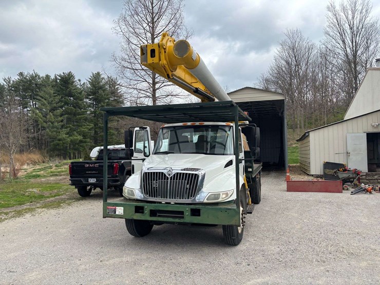 2005-international-durastar-4300-image-9