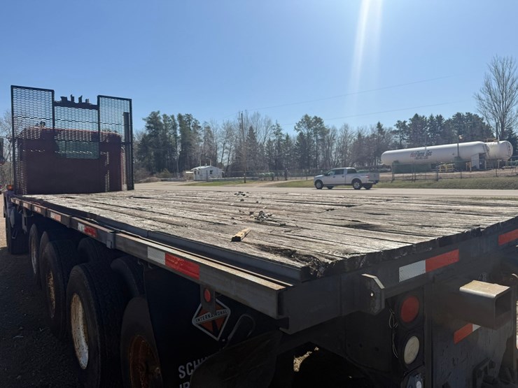 #1119-•-1990-international-navistar-paystar-5000-26'-flat-bed-truck-image-46