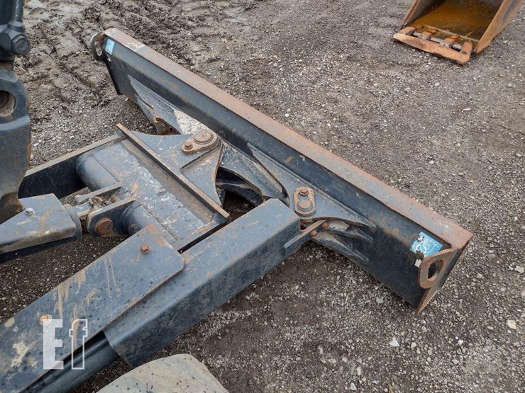 2020-deere-35g-image-20