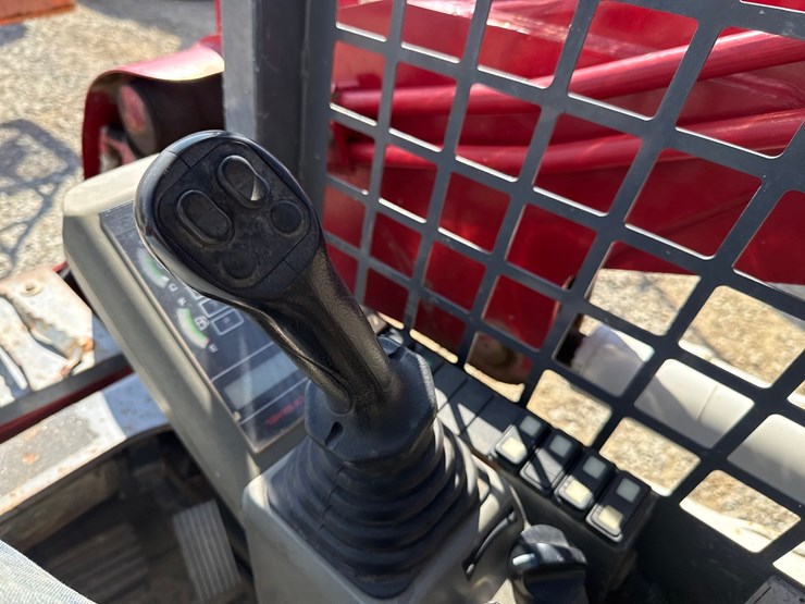 takeuchi-tl8-image-31