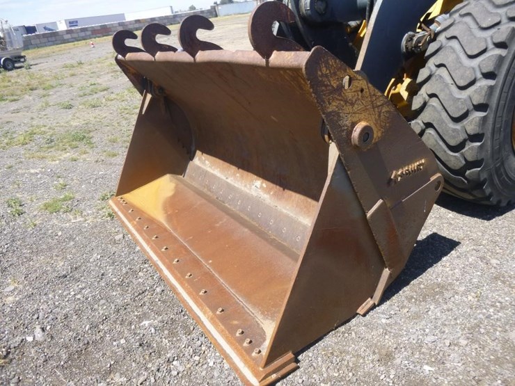 2005-deere-624j-image-19