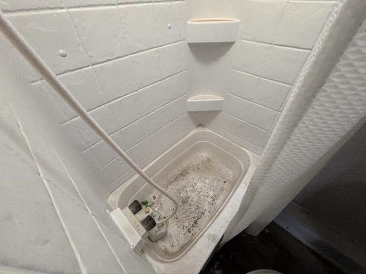 2020-bullet-bl2200bh20-travel-trailer-image-37