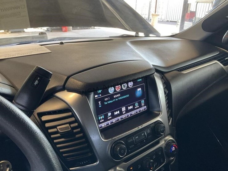 2019-chevrolet-tahoe-image-18