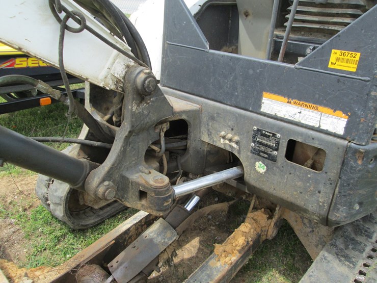 2016-bobcat-e35-image-29