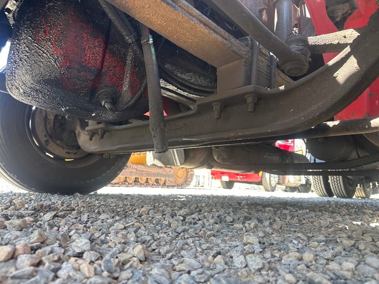 2004-massey-ferguson-8-image-55