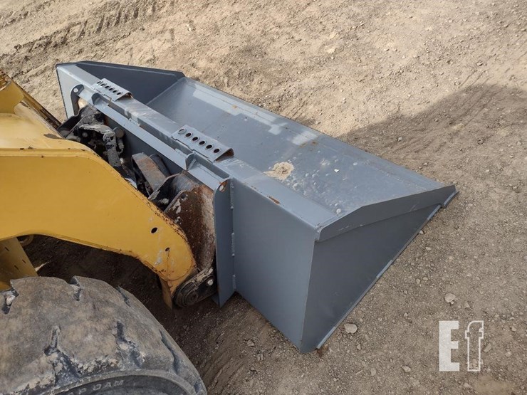 2011-caterpillar-256c-image-17