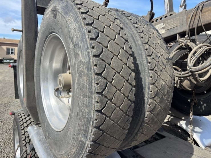 2013-kenworth-t800-image-43