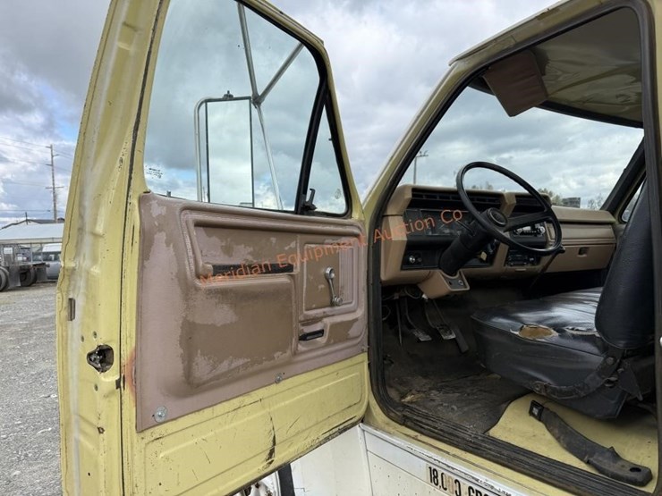 1985-ford-f600-image-51