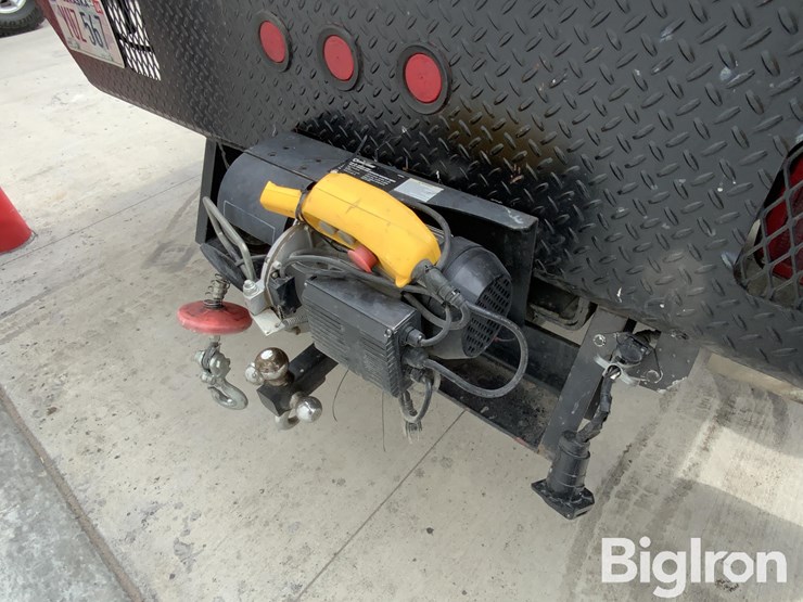 2003-gmc-topkick-image-19