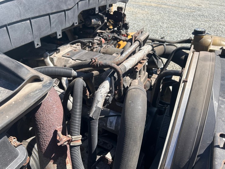 2013-international-durastar-4300-image-50