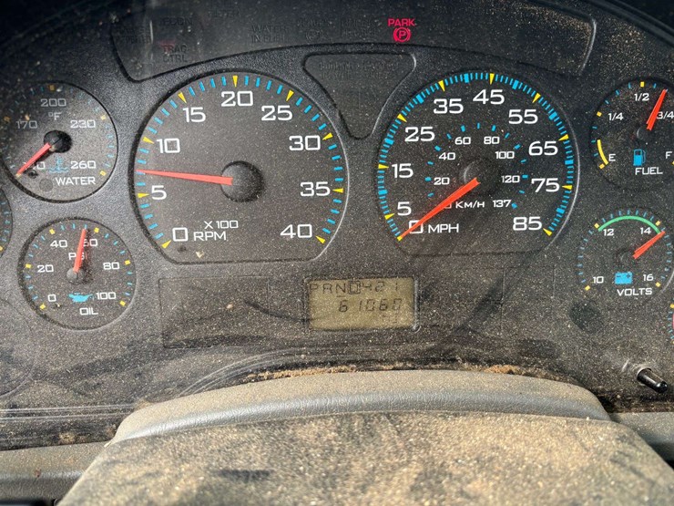 2005-international-durastar-4300-image-33