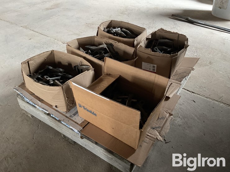 macdon-sickle-guards-image-7