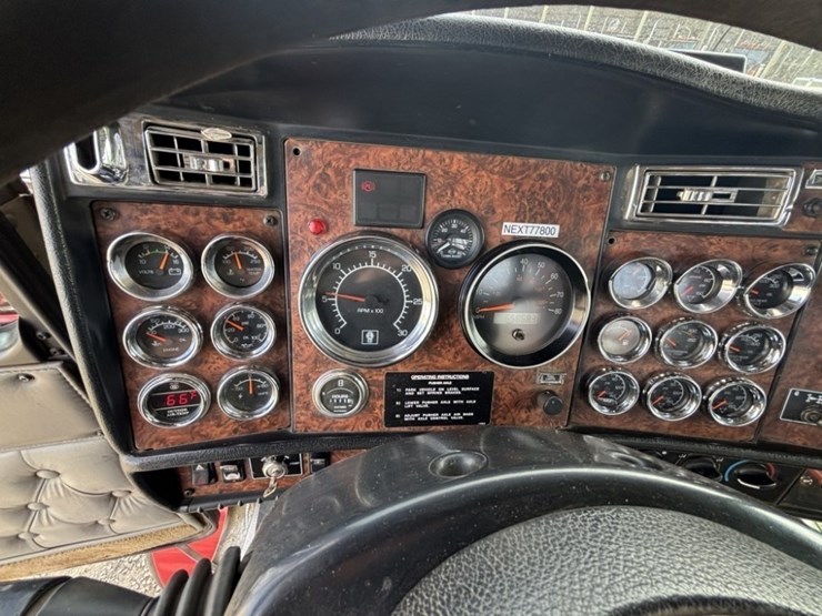2006-kenworth-t880-image-36