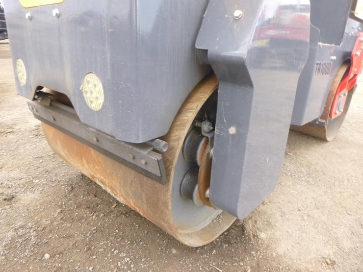 2024-sdlool-tr1000-tandem-vibratory-roller-image-9
