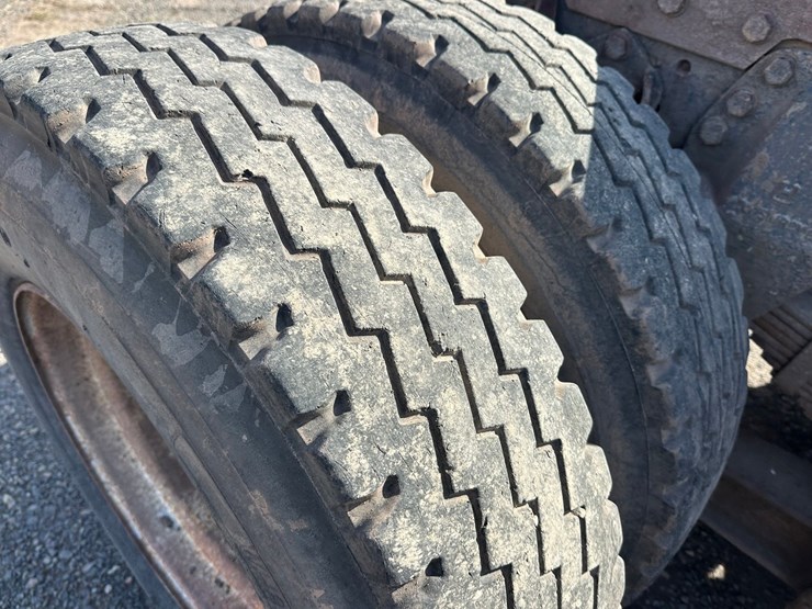 1984-ford-tractor-image-58