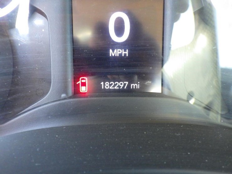 2019-dodge-2500-image-14