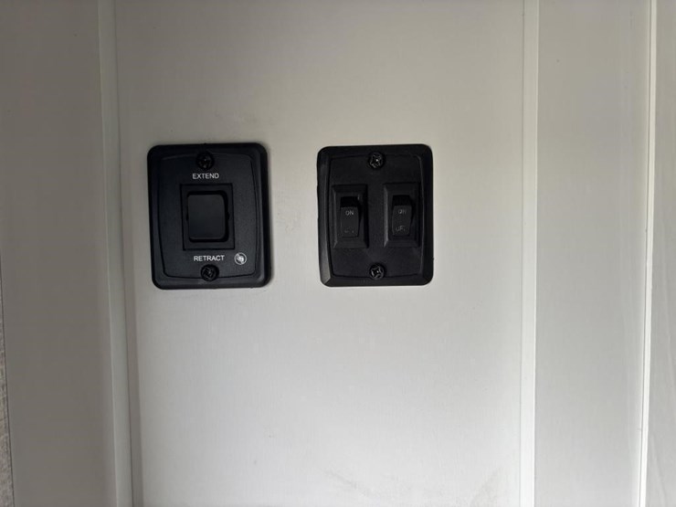 2020-bullet-bl2200bh20-travel-trailer-image-43