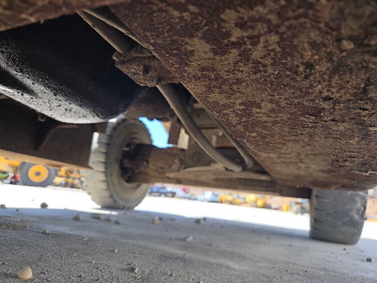 komatsu-fg25t-11-image-27