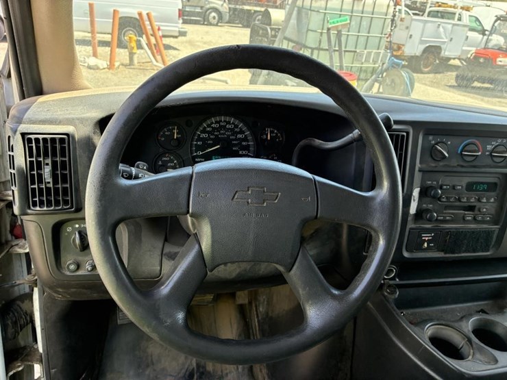 2007-chevrolet-express-2500-image-12