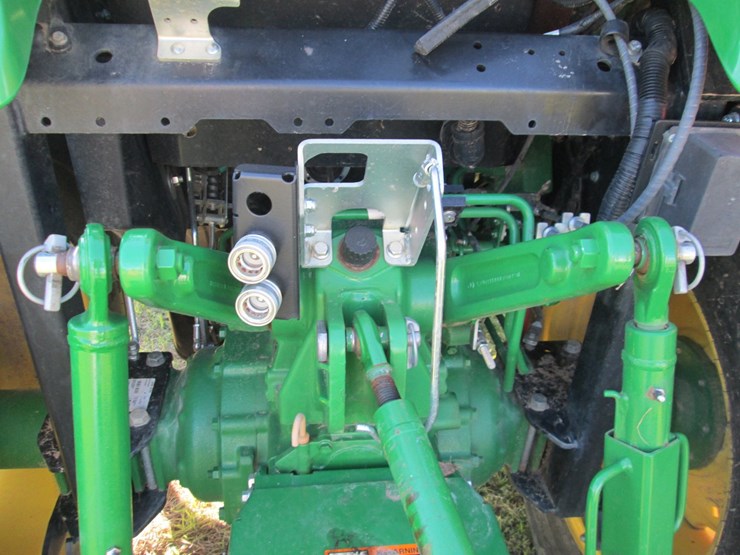 john-deere-4066r-image-7