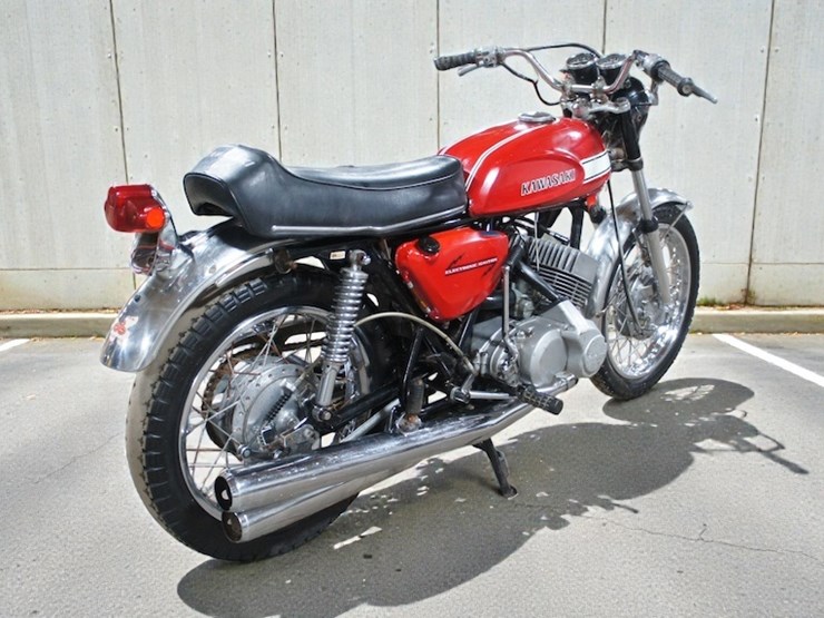 1970-kawasaki-h1-triple-motorcycle-image-3