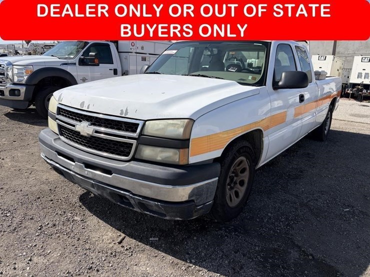 2006-chevrolet-silverado-1500-image-1