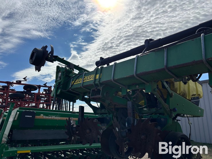 2009-john-deere-1720-image-15