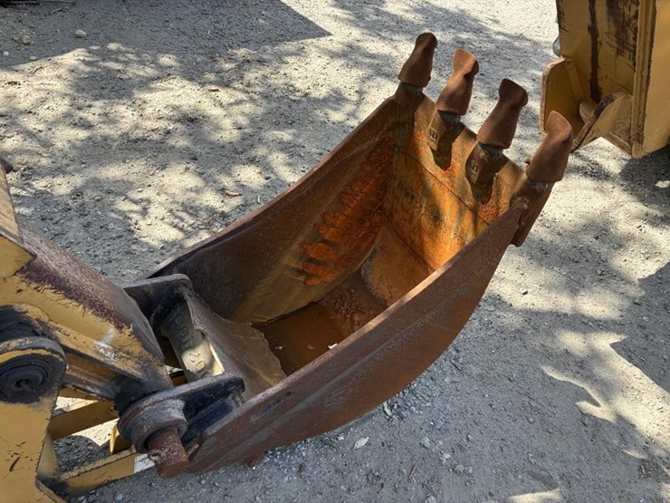 2006-caterpillar-4200-loader-backhoe-image-15