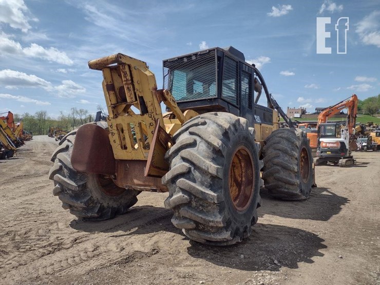 2011-caterpillar-525c-image-36