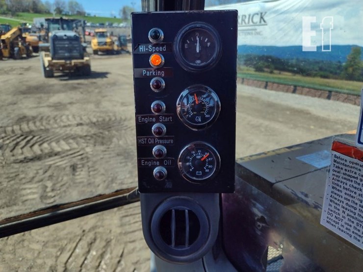 2009-morooka-mst3000vd-image-6