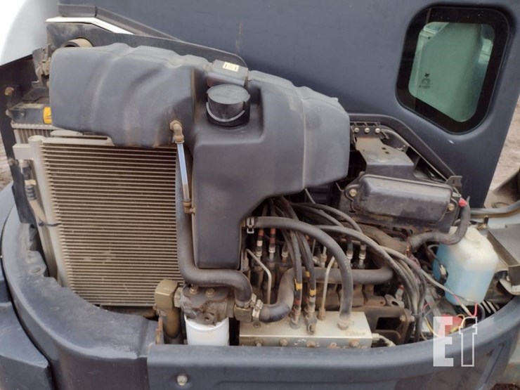 2014-bobcat-e35-image-45