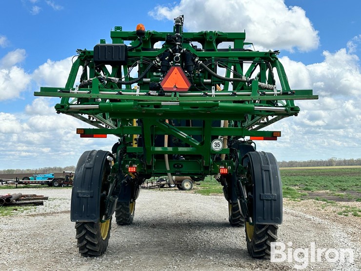 2020-john-deere-r4038-image-6