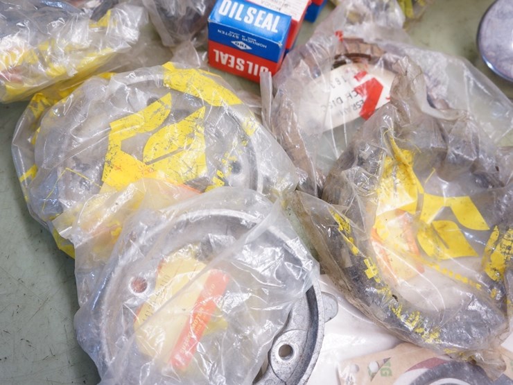 japanese---yamaha,-suzuki-etc…-miscellaneous-parts-lot-image-3