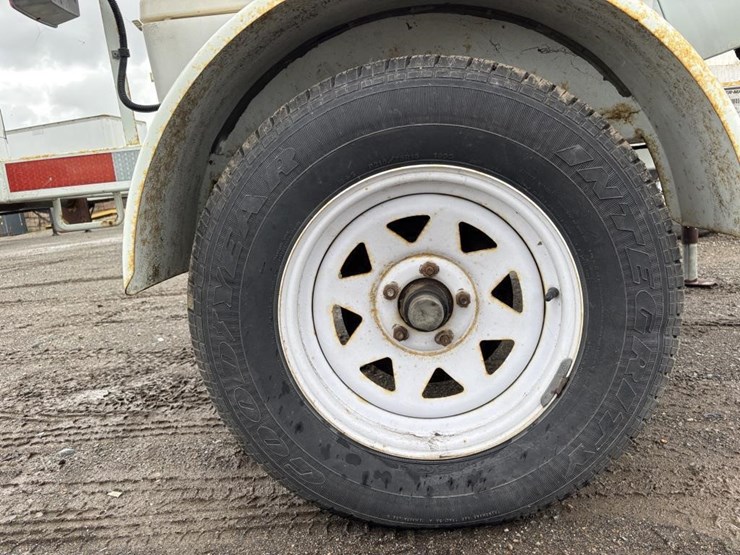 2006-ver-mac-cms-1584-towable-message-board-image-14