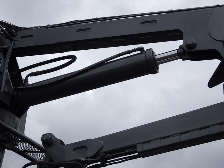 2019-kenworth-t880-image-46