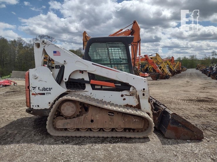 2013-bobcat-t770-image-3