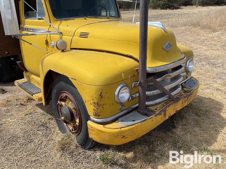 1953-diamond-t-622-28m-t/a-grain-truck-image-18