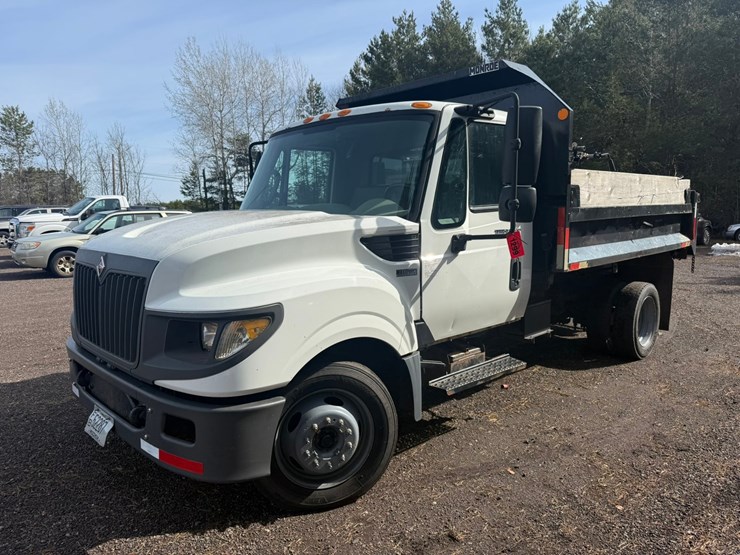 2011-international-terrastar-image-1