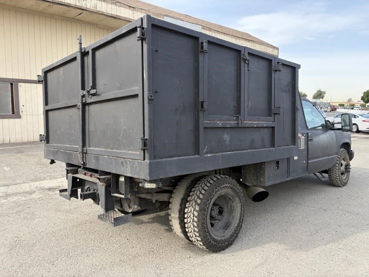 1997-chevrolet-cheyenne-3500-image-3