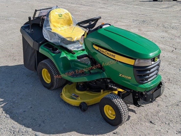 john-deere-300r-image-3