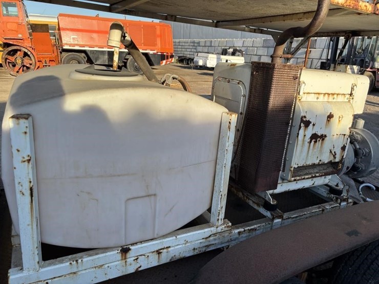 t/a-pressure-washer-trailer-image-27