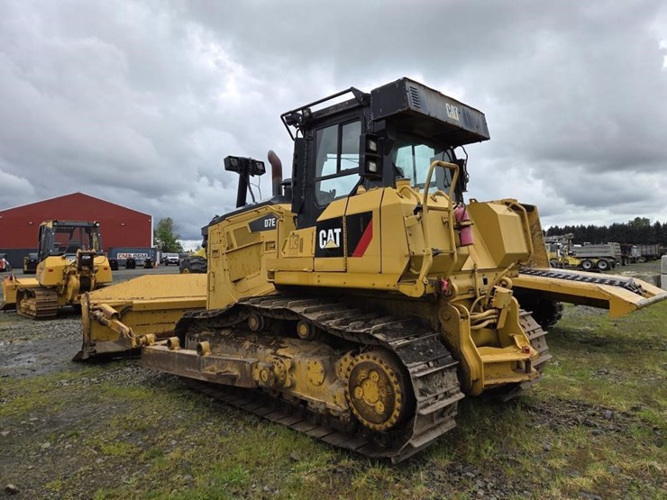 2011-caterpillar-d7e-image-4