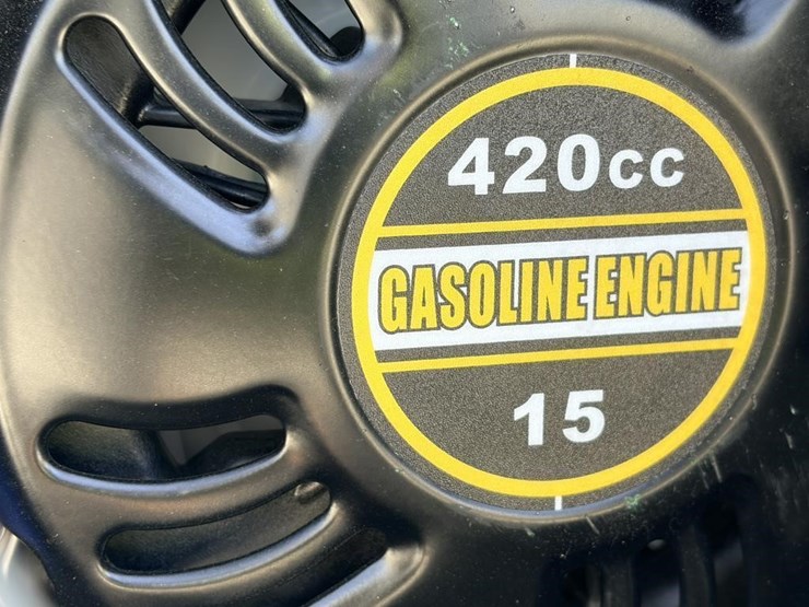 2026-zjg-zj-380-skid-steer-loader-image-9