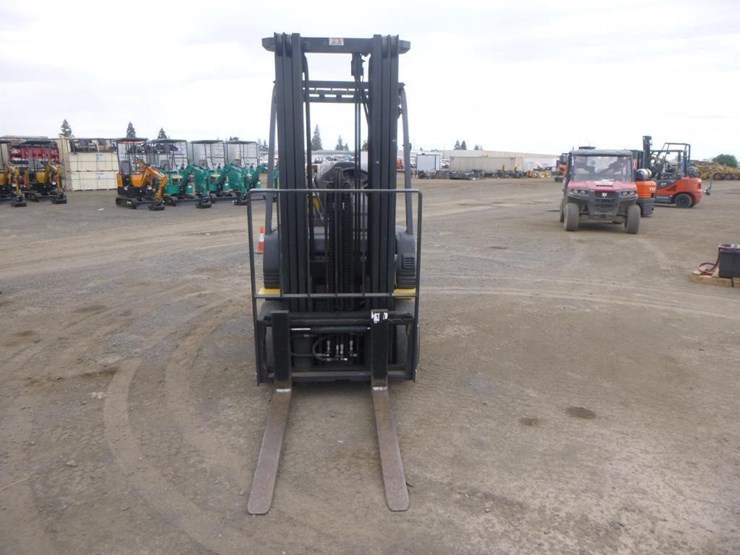 komatsu-fg25st-16-image-6