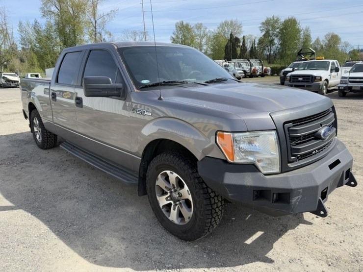 2014-ford-f150-xl-image-2