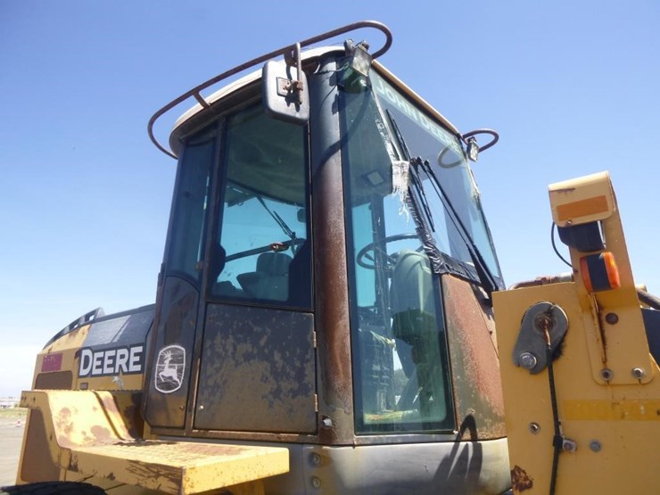 2005-deere-624j-image-25