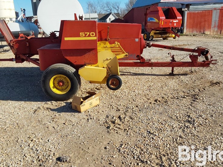 1990-new-holland-570-image-4