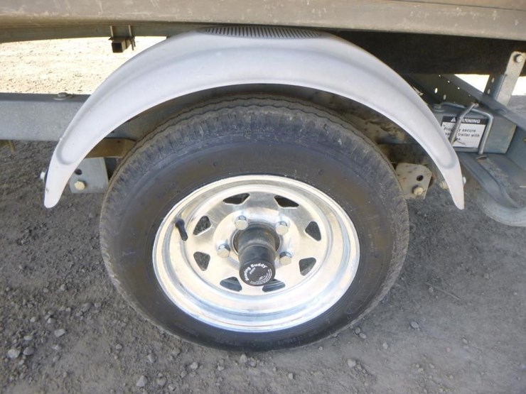 2002-klamath-aluminum-boat-&-trailer-image-27