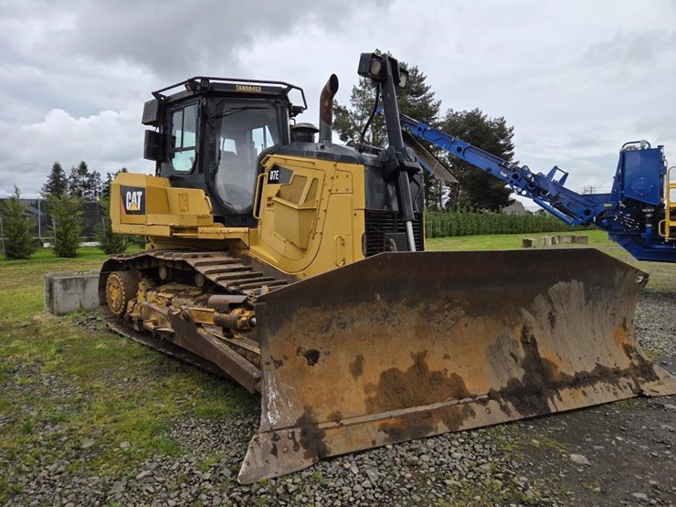 2011-caterpillar-d7e-image-2
