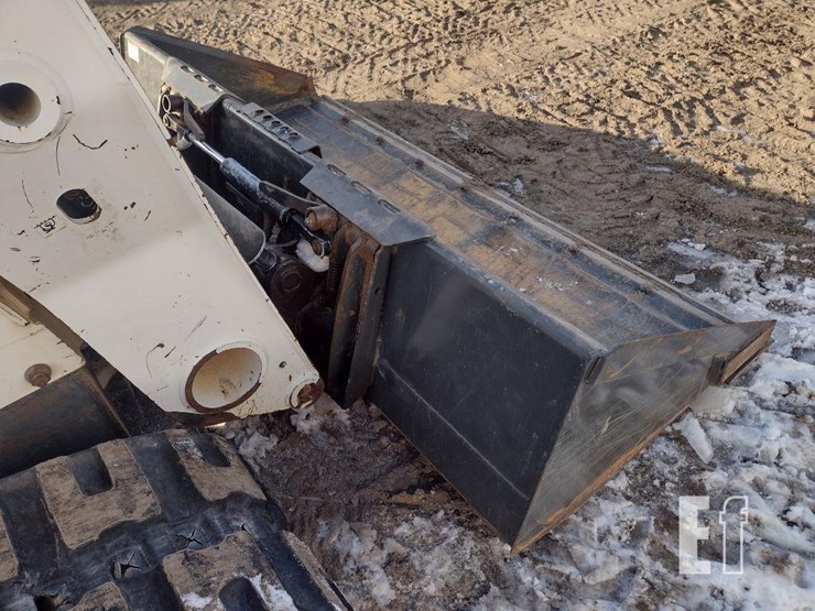 2020-bobcat-t870-image-19